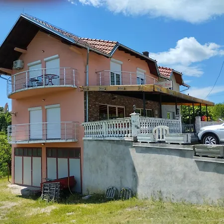 Apartment Mona Liza Ivisovo Greblje